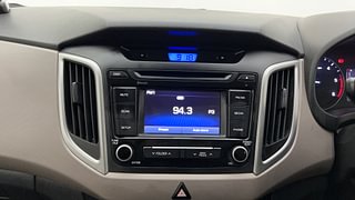 Used 2017 Hyundai Creta [2015-2018] 1.6 SX Diesel Manual top_features Integrated (in-dash) music system
