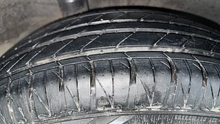 Used 2012 Honda City [2011-2014] 1.5 V MT Petrol Manual tyres RIGHT REAR TYRE TREAD VIEW