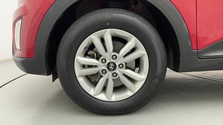 Used 2017 Hyundai Creta [2015-2018] 1.6 SX Diesel Manual tyres LEFT FRONT TYRE RIM VIEW