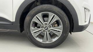 Used 2016 Hyundai Creta [2015-2018] 1.6 SX Plus Auto Diesel Automatic tyres RIGHT FRONT TYRE RIM VIEW