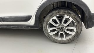 Used 2019 Hyundai i20 Active [2015-2020] 1.2 SX Petrol Manual tyres LEFT REAR TYRE RIM VIEW