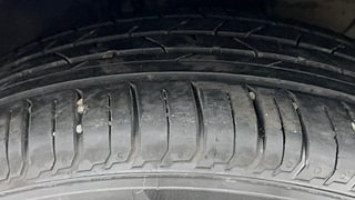 Used 2016 Hyundai Elite i20 [2014-2018] Asta 1.2 (O) Petrol Manual tyres RIGHT FRONT TYRE TREAD VIEW