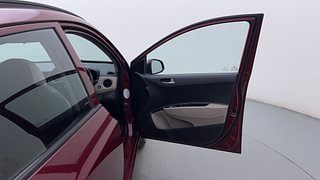 Used 2013 Hyundai Grand i10 [2013-2017] Sportz 1.2 Kappa VTVT Petrol Manual interior RIGHT FRONT DOOR OPEN VIEW