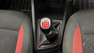 Used 2019 Hyundai i20 Active [2015-2020] 1.2 SX Petrol Manual interior GEAR  KNOB VIEW