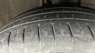 Used 2019 Hyundai i20 Active [2015-2020] 1.2 SX Petrol Manual tyres RIGHT FRONT TYRE TREAD VIEW