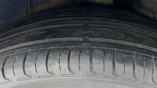 Used 2016 Hyundai Elite i20 [2014-2018] Asta 1.2 (O) Petrol Manual tyres LEFT REAR TYRE TREAD VIEW