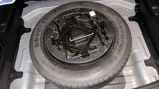 Used 2018 Hyundai Creta [2018-2020] 1.6 SX VTVT Petrol Manual tyres SPARE TYRE VIEW