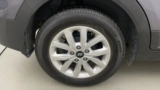 Used 2018 Hyundai Creta [2018-2020] 1.6 SX VTVT Petrol Manual tyres RIGHT REAR TYRE RIM VIEW
