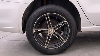Used 2015 Skoda Rapid [2011-2016] Elegance Diesel MT Diesel Manual tyres RIGHT REAR TYRE RIM VIEW