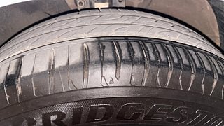 Used 2015 Skoda Rapid [2011-2016] Elegance Diesel MT Diesel Manual tyres LEFT FRONT TYRE TREAD VIEW