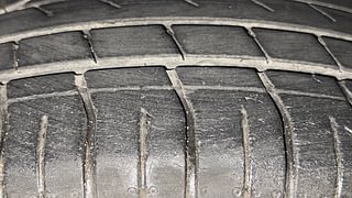 Used 2020 Tata Nexon XZ Plus (O) Petrol Manual tyres RIGHT FRONT TYRE TREAD VIEW