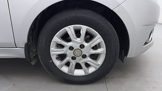 Used 2017 Tata Tiago [2016-2020] Revotorq XZ Diesel Manual tyres RIGHT FRONT TYRE RIM VIEW