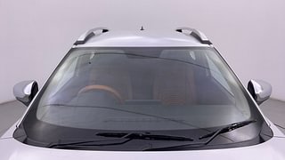 Used 2022 Renault Kiger RXT (O) MT Petrol Manual exterior FRONT WINDSHIELD VIEW