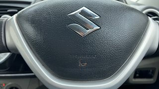 Used 2019 Maruti Suzuki Alto K10 [2014-2019] VXI AMT (O) Petrol Automatic top_features Airbags