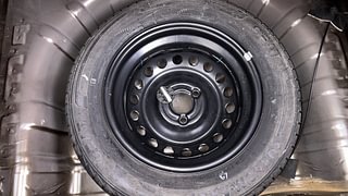 Used 2020 Renault Kwid RXL Petrol Manual tyres SPARE TYRE VIEW