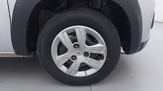 Used 2018 Renault Kwid [2015-2019] RXT Petrol Manual tyres RIGHT FRONT TYRE RIM VIEW