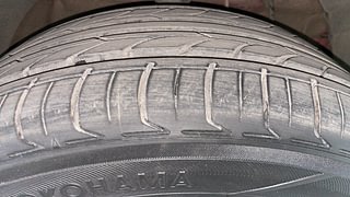Used 2020 Mahindra XUV 300 W8 AMT (O) Diesel Diesel Automatic tyres RIGHT FRONT TYRE TREAD VIEW
