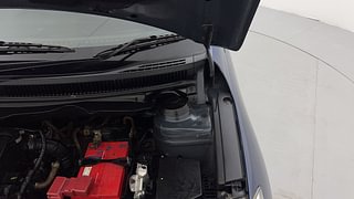 Used 2018 Maruti Suzuki Ciaz S 1.4 MT Petrol Manual engine ENGINE LEFT SIDE HINGE & APRON VIEW