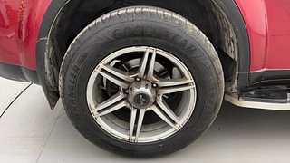 Used 2019 Mahindra XUV500 [2018-2021] W7 Diesel Manual tyres RIGHT REAR TYRE RIM VIEW