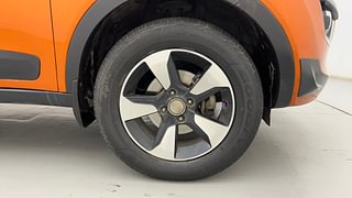 Used 2018 Tata Nexon [2017-2020] XZA Plus AMT Diesel Diesel Automatic tyres RIGHT FRONT TYRE RIM VIEW