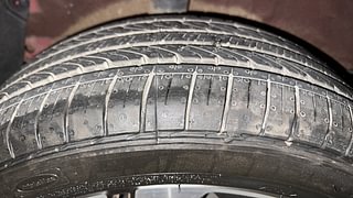 Used 2020 Hyundai New i20 Asta 1.2 MT Petrol Manual tyres RIGHT REAR TYRE TREAD VIEW