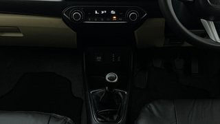 Used 2021 Honda Amaze 1.5 VX i-DTEC Diesel Manual interior GEAR  KNOB VIEW
