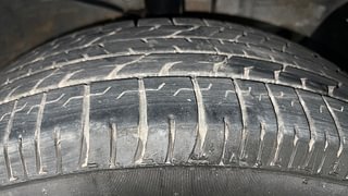 Used 2019 Hyundai Creta [2018-2020] 1.6 EX VTVT Petrol Manual tyres RIGHT FRONT TYRE TREAD VIEW
