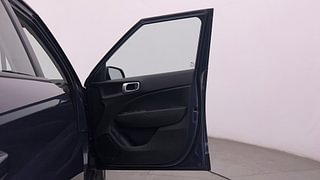 Used 2019 Hyundai Venue [2019-2022] SX 1.0  Turbo Petrol Manual interior RIGHT FRONT DOOR OPEN VIEW