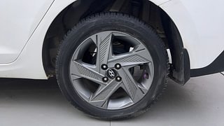 Used 2020 Hyundai Verna SX Petrol Petrol Manual tyres LEFT REAR TYRE RIM VIEW
