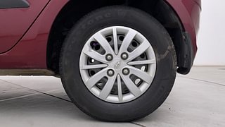 Used 2014 hyundai i10 Sportz 1.1 Petrol Petrol Manual tyres LEFT REAR TYRE RIM VIEW