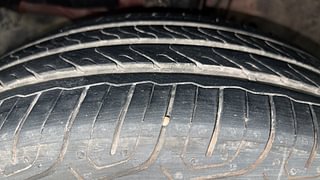 Used 2014 Honda City [2014-2017] SV Petrol Manual tyres LEFT FRONT TYRE TREAD VIEW