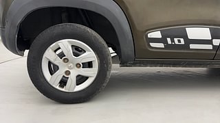 Used 2018 Renault Kwid [2017-2019] RXT 1.0 SCE Special Petrol Manual tyres RIGHT REAR TYRE RIM VIEW