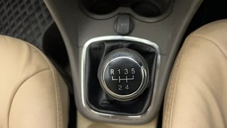 Used 2015 Volkswagen Vento [2015-2019] Highline Diesel Diesel Manual interior GEAR  KNOB VIEW