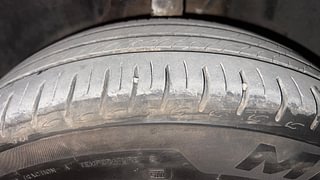 Used 2023 Tata Altroz XZ 1.2 Petrol Manual tyres LEFT FRONT TYRE TREAD VIEW