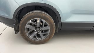 Used 2021 Tata Safari XZ Plus Adventure Diesel Manual tyres RIGHT REAR TYRE RIM VIEW