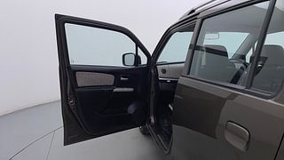 Used 2015 Maruti Suzuki Wagon R 1.0 [2010-2019] VXi Petrol Manual interior LEFT FRONT DOOR OPEN VIEW