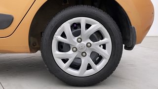 Used 2017 Hyundai Grand i10 [2017-2020] Sportz 1.2 Kappa VTVT Petrol Manual tyres LEFT REAR TYRE RIM VIEW