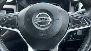 Used 2019 Nissan Kicks [2018-2020] XV Premium (O) Dual Tone Diesel Diesel Manual top_features Airbags