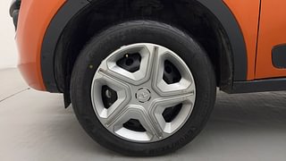 Used 2019 Tata Nexon [2017-2020] XM Petrol Petrol Manual tyres LEFT FRONT TYRE RIM VIEW
