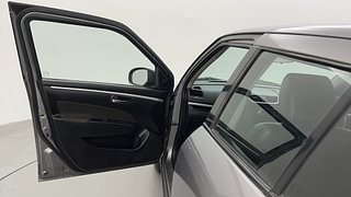 Used 2014 Maruti Suzuki Swift [2011-2017] VXi Petrol Manual interior LEFT FRONT DOOR OPEN VIEW
