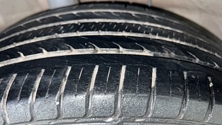 Used 2019 Hyundai Elite i20 [2018-2020] Asta (O) CVT Petrol Automatic tyres RIGHT REAR TYRE TREAD VIEW