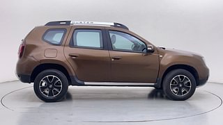 Used 2018 Renault Duster [2015-2019] 110 PS RXZ 4X2 AMT Diesel Automatic exterior RIGHT SIDE VIEW