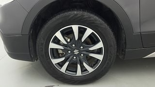 Used 2020 Maruti Suzuki S-Cross Zeta 1.5 Petrol Manual tyres LEFT FRONT TYRE RIM VIEW