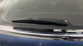 Used 2016 Maruti Suzuki Baleno [2015-2019] Zeta AT Petrol Petrol Automatic top_features Rear wiper