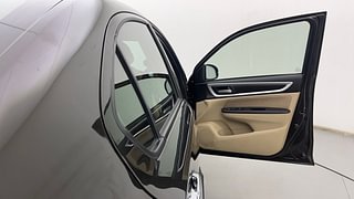 Used 2022 Honda Amaze 1.2 VX i-VTEC Petrol Manual interior RIGHT FRONT DOOR OPEN VIEW