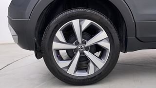 Used 2023 Volkswagen Taigun Topline 1.0 TSI AT Petrol Automatic tyres RIGHT REAR TYRE RIM VIEW