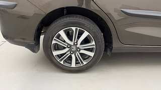 Used 2022 Honda Amaze 1.2 VX i-VTEC Petrol Manual tyres RIGHT REAR TYRE RIM VIEW