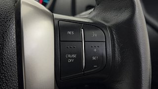 Used 2019 Mahindra XUV500 [2018-2021] W11 AT Diesel Automatic top_features Cruise control