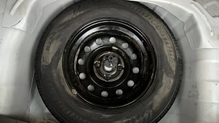 Used 2011 Hyundai i10 [2010-2016] Magna 1.2 Petrol Petrol Manual tyres SPARE TYRE VIEW