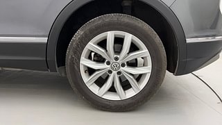 Used 2019 Volkswagen Tiguan [2017-2020] Highline TDI Diesel Automatic tyres LEFT REAR TYRE RIM VIEW